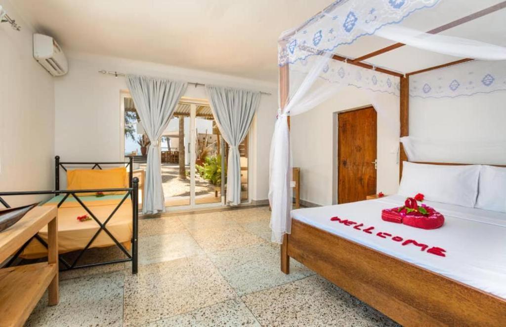 Seashore Beach Hotel Кивенгва Экстерьер фото