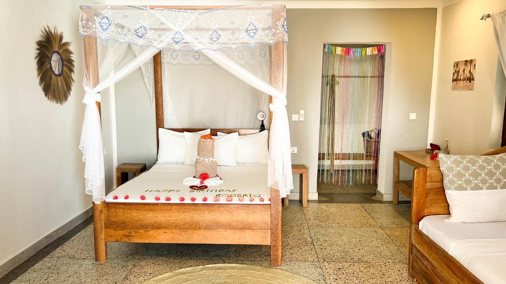 Seashore Beach Hotel Кивенгва Экстерьер фото