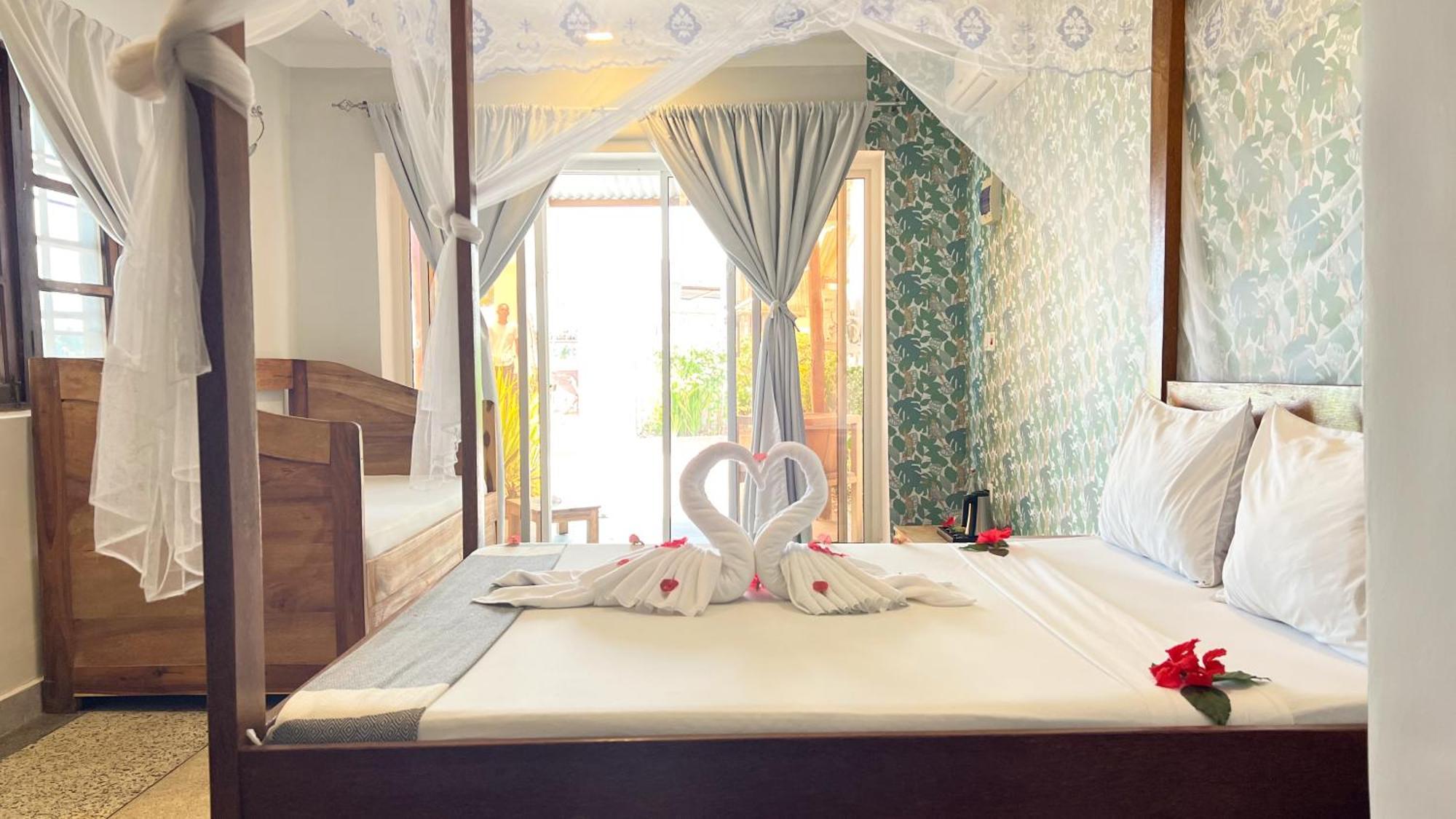 Seashore Beach Hotel Кивенгва Экстерьер фото